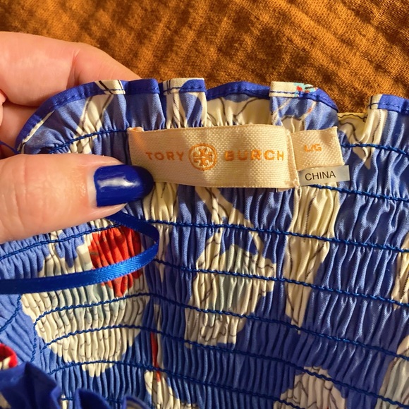 Tory Burch smocked midi dress in blue painted roses ASO Kate Middleton - Picture 7 of 7